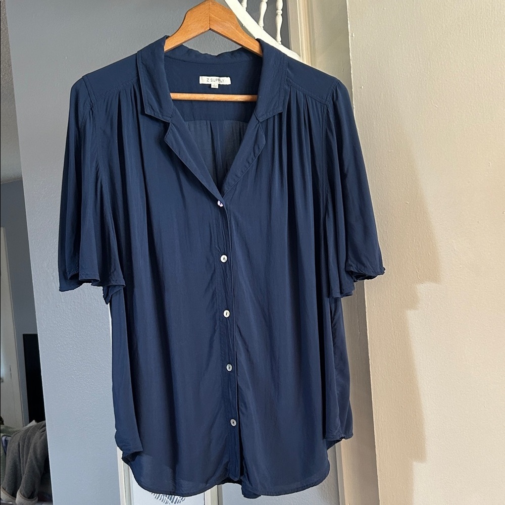 Z Supply Navy Short Sleeve Relaxed Button Up Shirt Size L - Picture 3 of 7